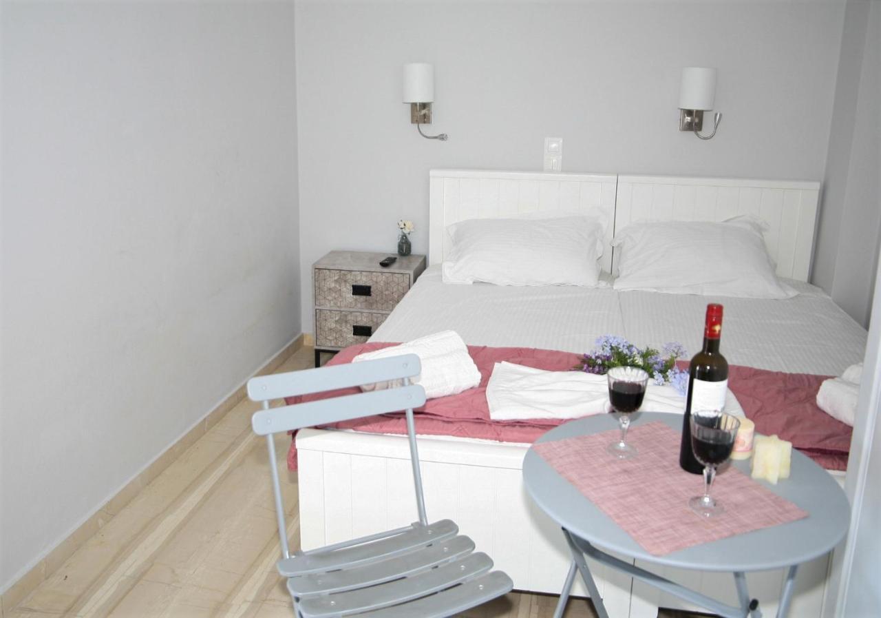 Terpsichore Boutique Appartments Dassia  Buitenkant foto